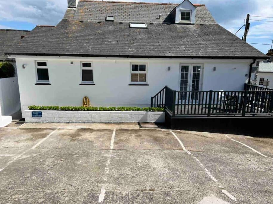 Luxury Modern Suite In Marazion With Parking Zewnętrze zdjęcie