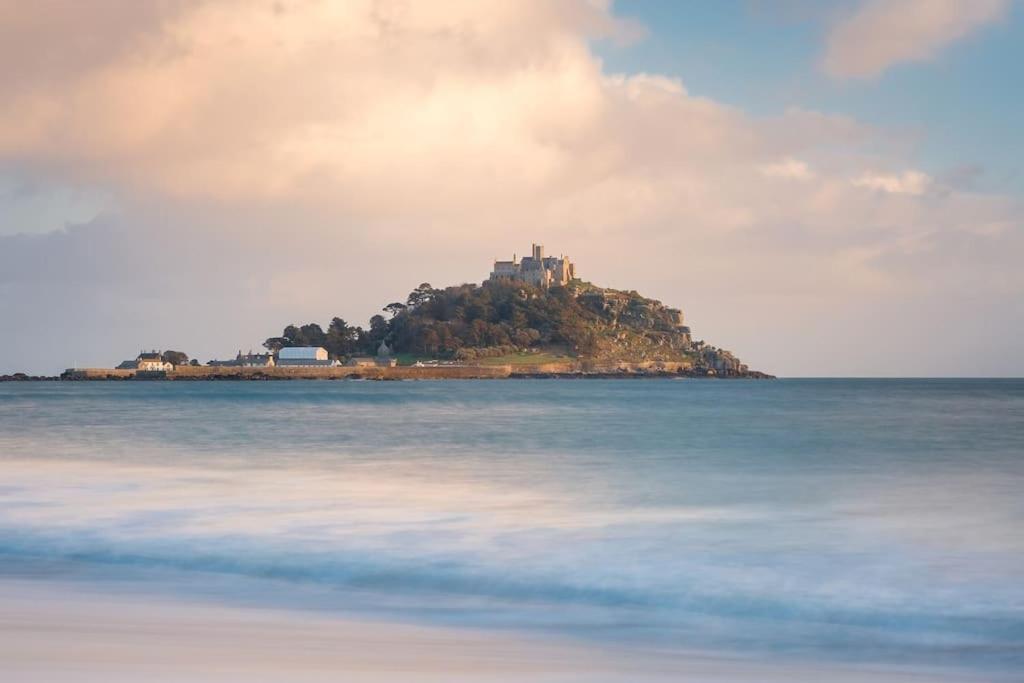 Luxury Modern Suite In Marazion With Parking Zewnętrze zdjęcie